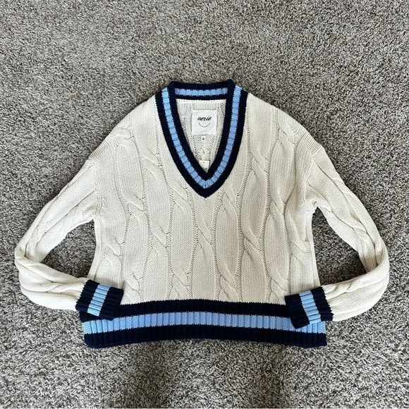 NWT Cream Cable Knit V-Neck Sweater with Blue Stripe Trim - Picture 3 of 10